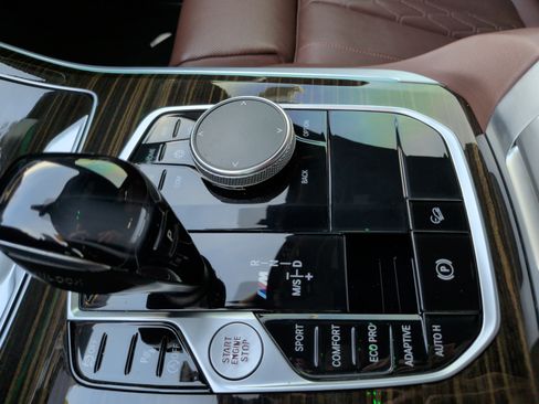 Used 2021 BMW X5 M50i w/ Premium Package image 20