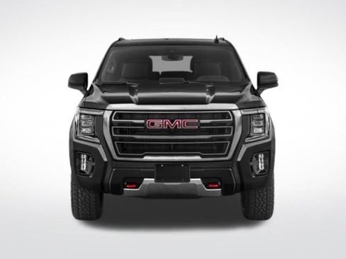 Used 2022 GMC Yukon AT4 w/ Technology Package image 5