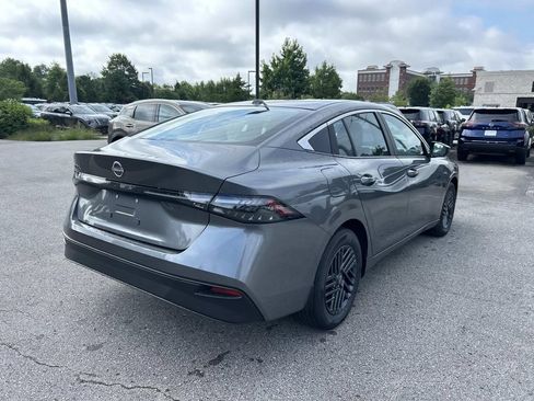New 2026 Nissan Sentra SV w/ Floor Mat Package FWD image 7