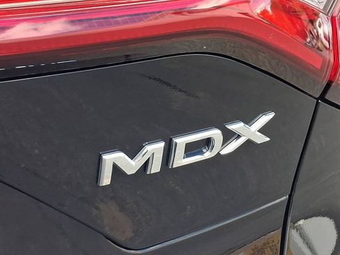 Used 2023 Acura MDX SH-AWD w/ Advance Package image 25