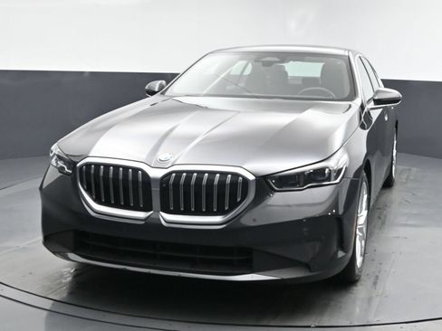 Used 2025 BMW 530i RWD image 20