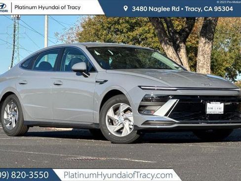 New 2026 Hyundai Sonata SE image 1