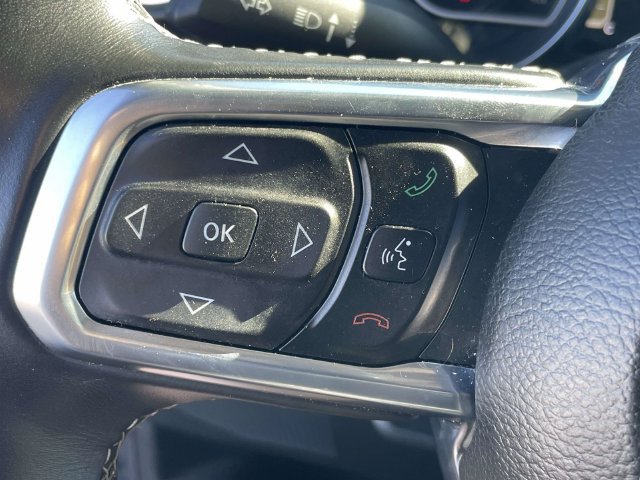 Used 2018 Jeep Wrangler Unlimited Sahara AWD/4WD image 22