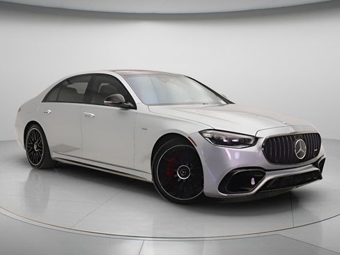 Used 2025 Mercedes-Benz S 63 AMG S image 32