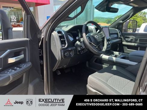 New 2026 RAM 2500 Big Horn AWD/4WD image 10