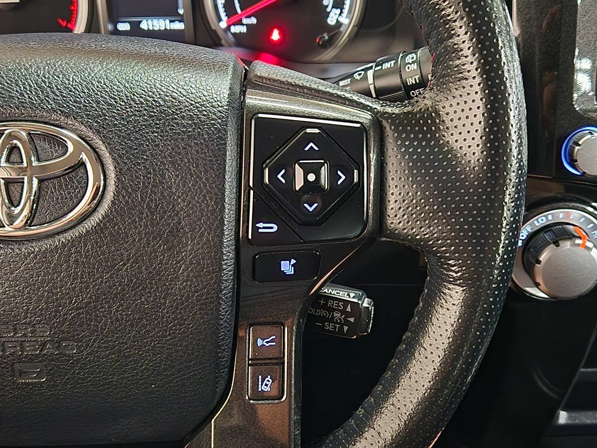 Used 2023 Toyota 4Runner TRD Off-Road Premium AWD/4WD image 53