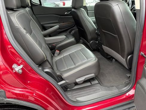 Used 2020 GMC Acadia Denali w/ LPO, Floor Liner Package FWD image 15