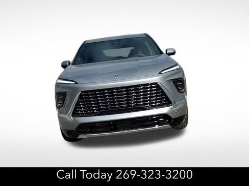 New 2026 Buick Enclave Avenir w/ Super Cruise Package image 9