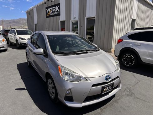 Used 2014 Toyota Prius C Two FWD image 1