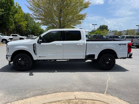 Used 2024 Ford F250 Lariat AWD/4WD image 4