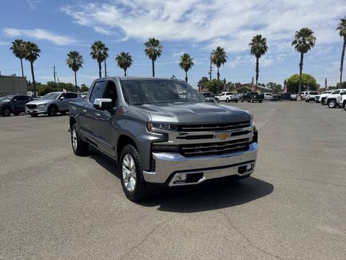 Used 2019 Chevrolet Silverado 1500 LTZ w/ LTZ Premium Package AWD/4WD image 3