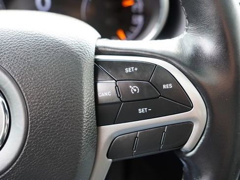 Certified 2021 Jeep Grand Cherokee Limited w/ Premium Lighting Group image 34