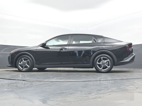 Used 2025 Kia K4 FWD image 28