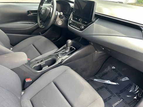 Used 2023 Toyota Corolla LE FWD image 27