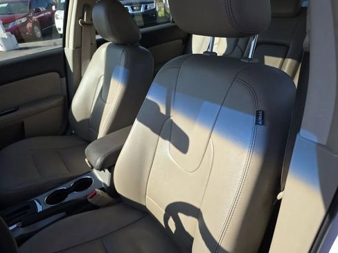 Used 2011 Ford Fusion Hybrid w/ 502A Rapid Spec Order Code FWD image 29