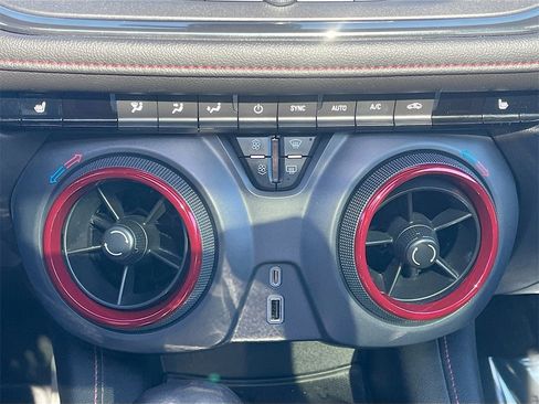 Used 2021 Chevrolet Blazer RS image 16