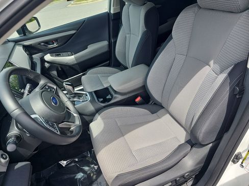 Used 2023 Subaru Outback Premium AWD/4WD image 16