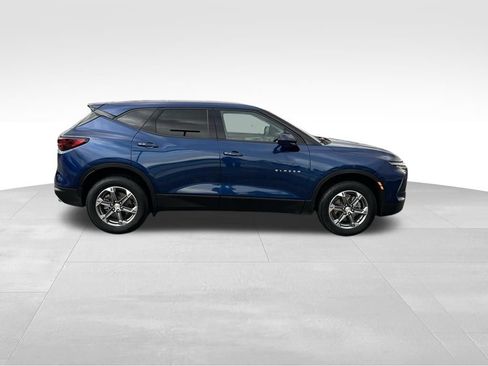Used 2023 Chevrolet Blazer LT image 8