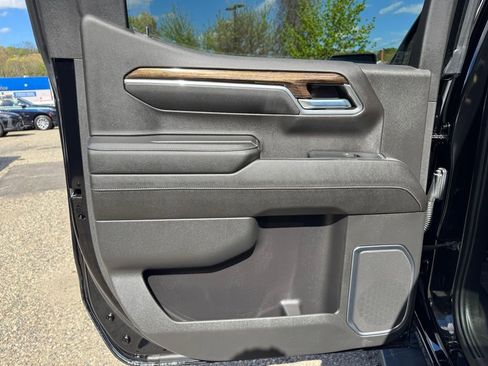 Used 2023 GMC Sierra 1500 Elevation w/ Elevation Premium Package AWD/4WD image 18