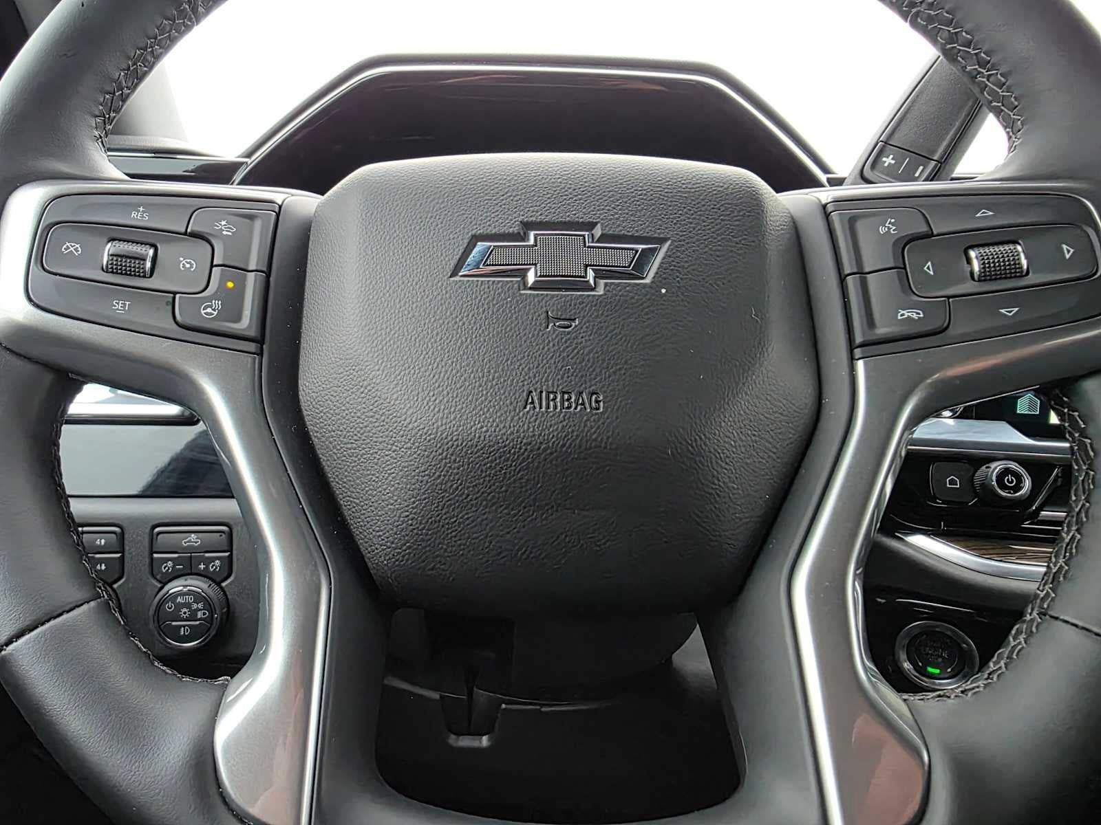 Used 2025 Chevrolet Silverado 1500 LT Trail Boss AWD/4WD image 24