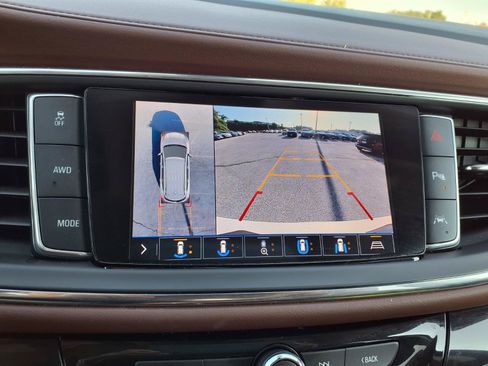 Used 2020 Buick Enclave Avenir w/ Avenir Technology Package AWD/4WD image 8