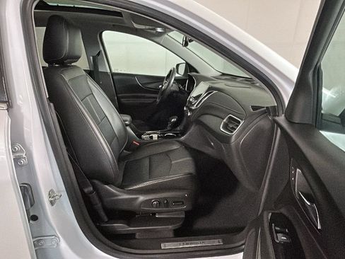 Used 2022 Chevrolet Equinox Premier AWD/4WD image 35
