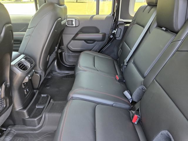 New 2026 Jeep Wrangler Unlimited Rubicon AWD/4WD image 24