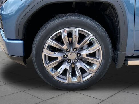 Certified 2024 GMC Sierra 1500 Denali w/ Denali Reserve Package AWD/4WD image 11