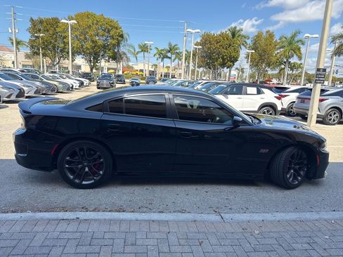 Used 2022 Dodge Charger Scat Pack w/ Plus Group image 8