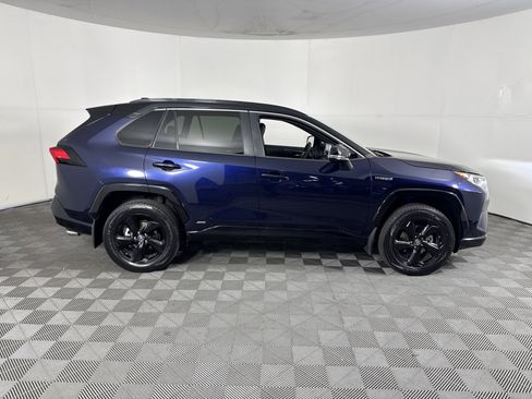Used 2019 Toyota RAV4 XSE w/ Carpet Mat Package AWD/4WD image 3