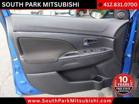 Used 2017 Mitsubishi Outlander Sport ES AWD/4WD image 9