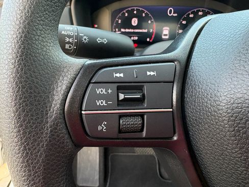 Used 2025 Honda Accord SE image 13