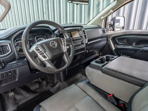 Used 2017 Nissan Titan S RWD image 23