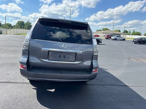 Used 2016 Lexus GX 460 w/ Premium Package AWD/4WD image 6