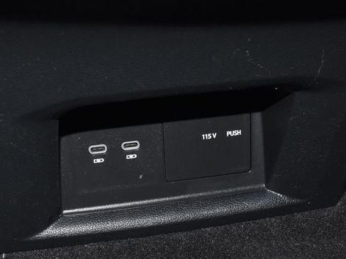 Used 2021 Volkswagen Atlas SE image 30