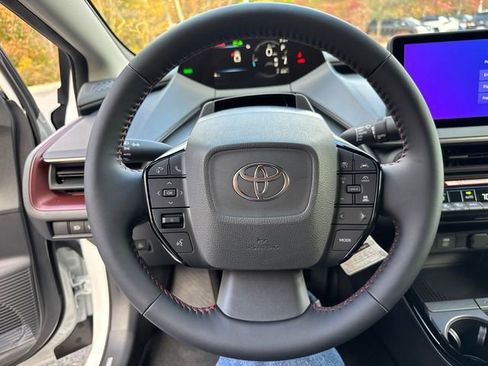 New 2026 Toyota Prius Plug-In Hybrid FWD image 24
