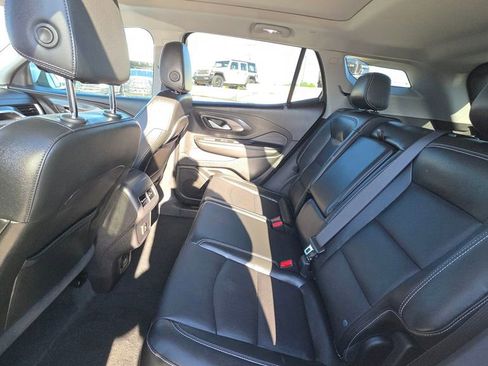 Used 2023 GMC Terrain SLT w/ LPO, Floor Liner Package AWD/4WD image 13