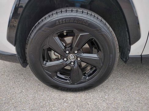 Used 2019 Toyota RAV4 XSE image 34