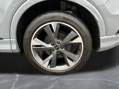 Used 2024 Audi Q4 e-tron Premium image 35