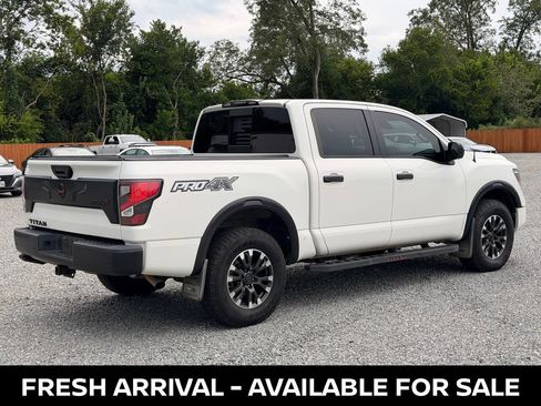 Used 2021 Nissan Titan PRO-4X w/ Pro-4x Utility Package AWD/4WD image 8