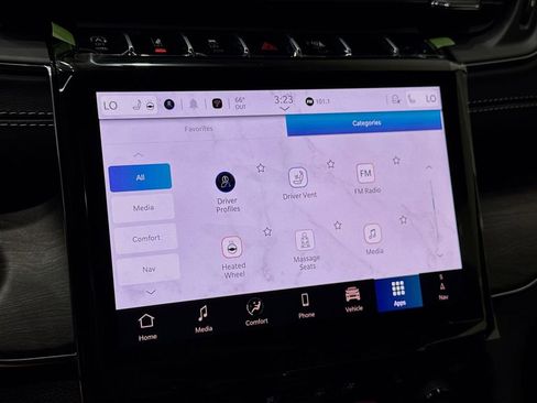 New 2025 Jeep Grand Cherokee L Overland w/ Luxury Tech Group IV image 45