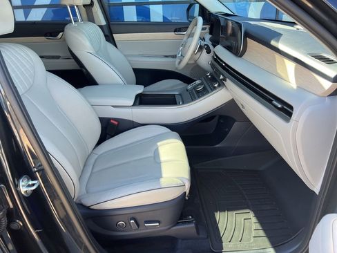 Used 2023 Hyundai Palisade Limited image 12