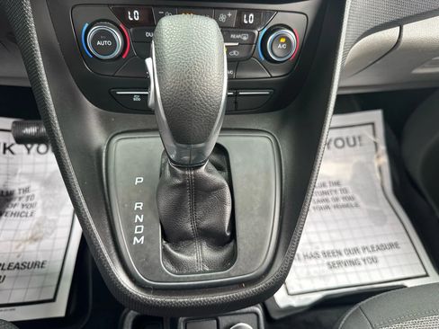 Used 2020 Ford Transit Connect XL image 48