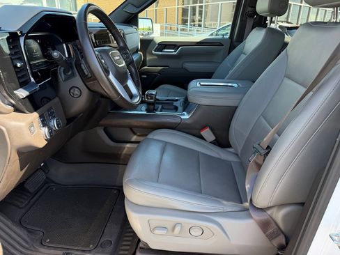 Used 2022 GMC Sierra 1500 SLT w/ SLT Premium Package AWD/4WD image 23