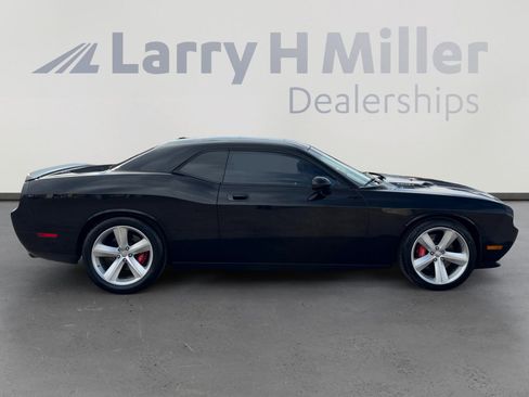 Used 2009 Dodge Challenger SRT8 w/ SRT Option Group II image 6