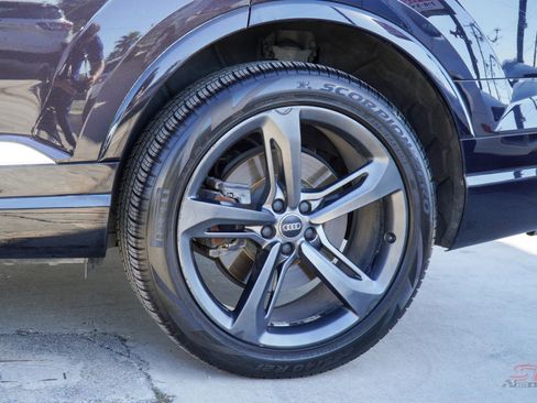 Used 2019 Audi Q7 3.0T Prestige w/ Prestige Package image 10