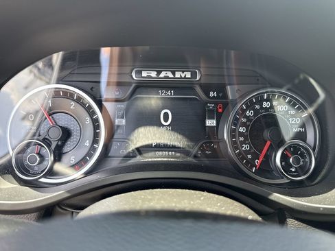Used 2023 RAM 1500 Laramie AWD/4WD image 17
