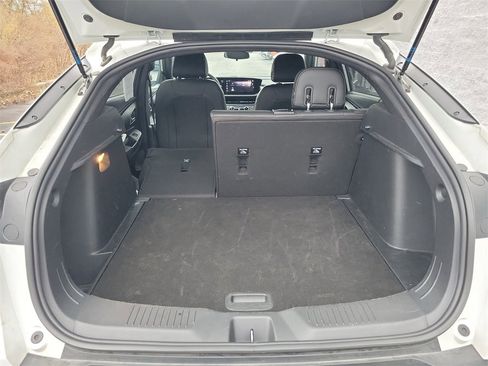 Used 2025 Buick Envista Preferred image 25