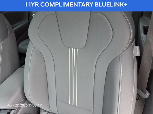 Used 2025 Hyundai Elantra Sport FWD image 14
