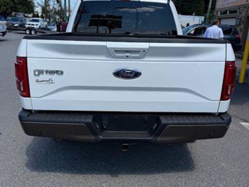 Used 2015 Ford F150 Lariat w/ Equipment Group 501A Mid AWD/4WD image 5